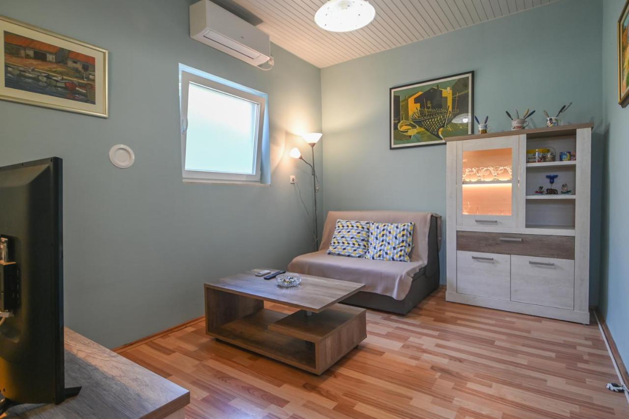 Apartment Zelina Mali Lošinj Eksteriør bilde