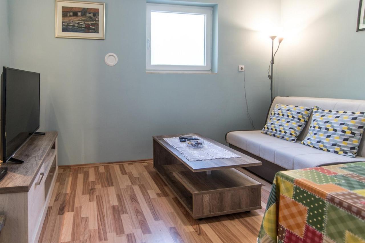 Apartment Zelina Mali Lošinj Eksteriør bilde